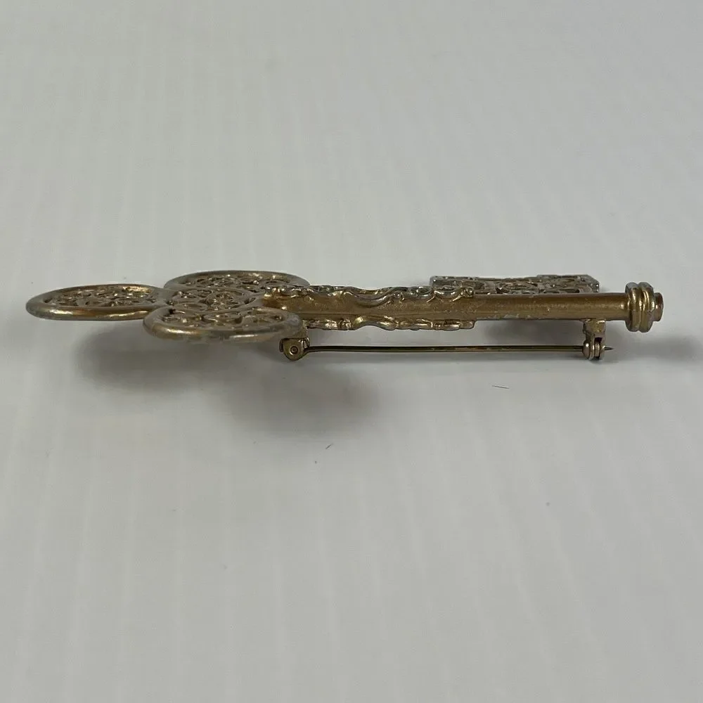 VINTAGE Skeleton Gold Key Brooch / Pin Gold-tone Victorian Style